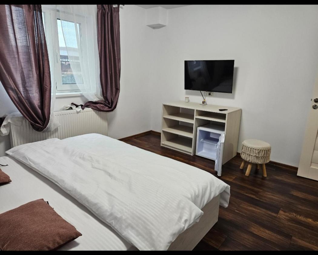 Casa Coco Hotel Curtea de Argeş Екстериор снимка