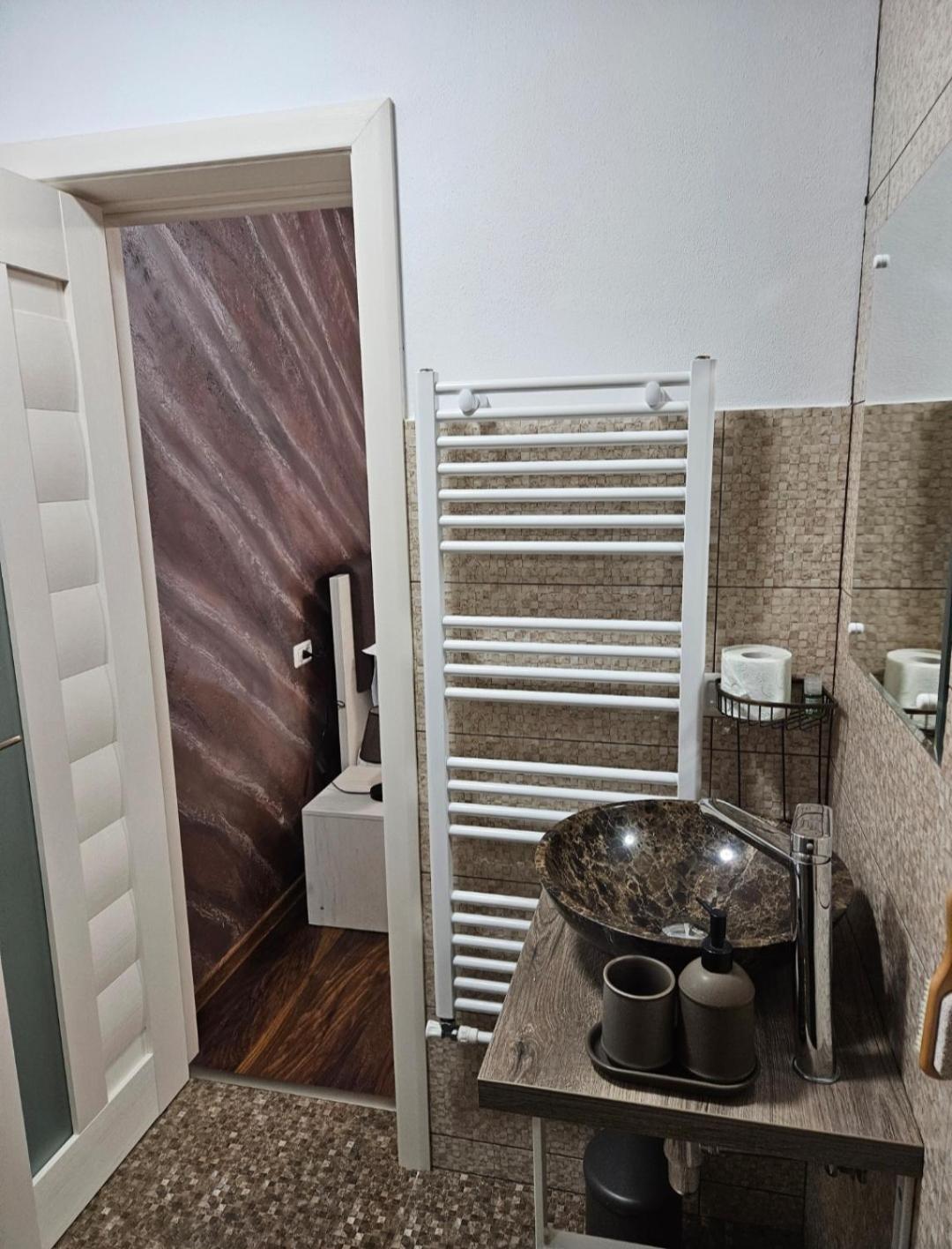 Casa Coco Hotel Curtea de Argeş Екстериор снимка